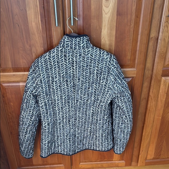 Spring Primaloft Lands’ End Jacket - Picture 2 of 12